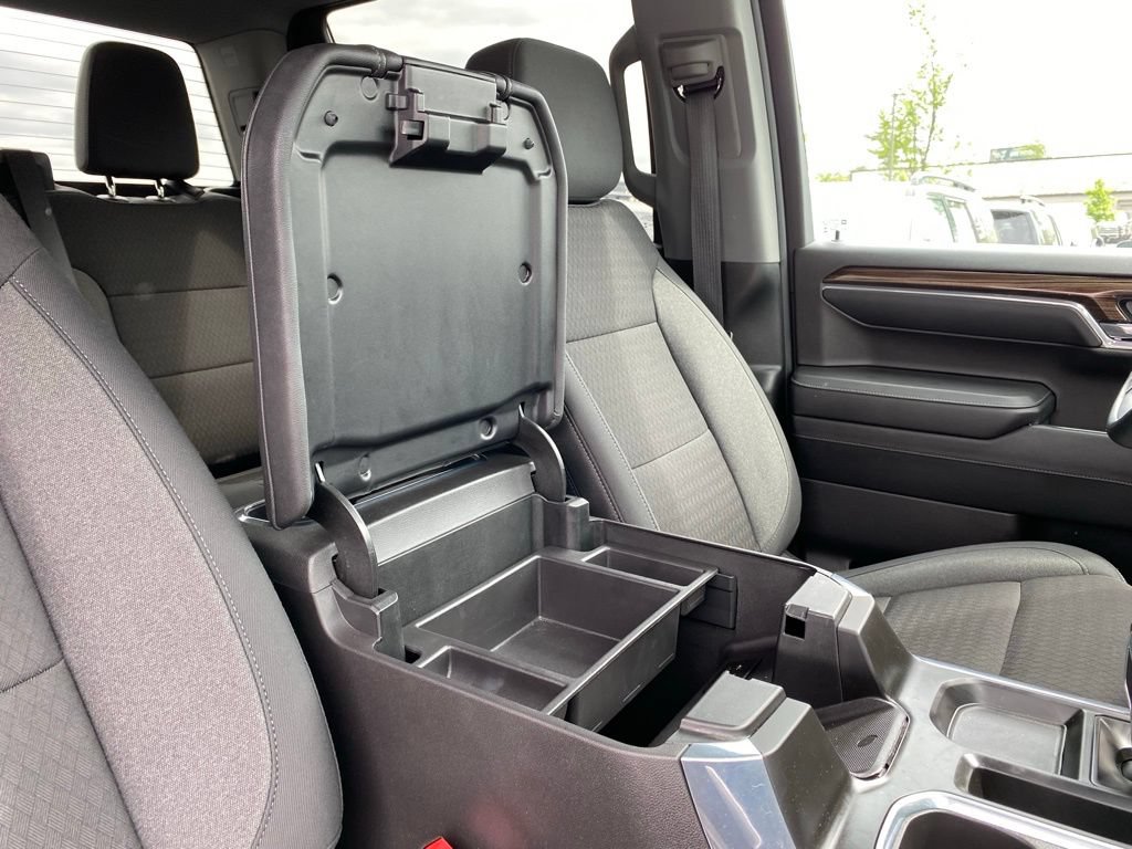 Used 2024 Chevrolet Silverado 1500 LT Trail Boss w/ Protection Package AWD/4WD image 40