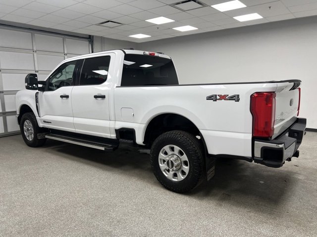 Used 2023 Ford F350 XLT image 6