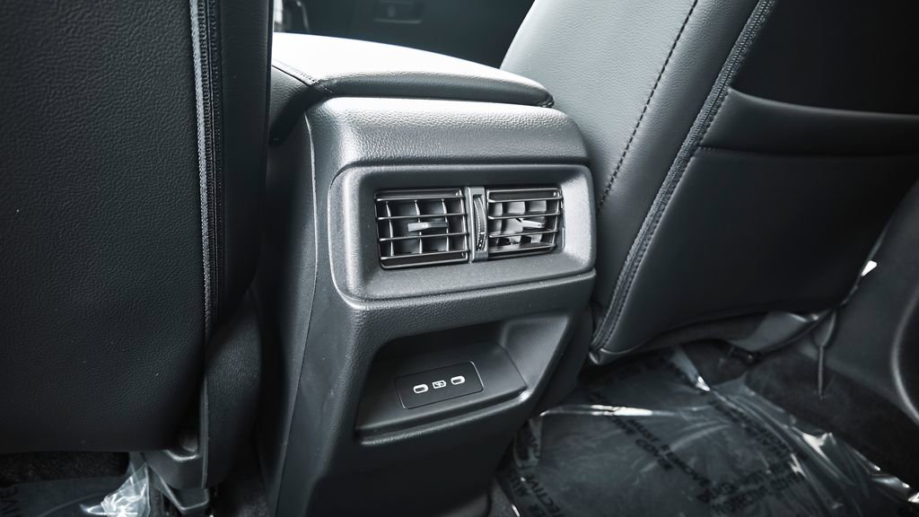 Used 2025 Honda CR-V EX-L image 28