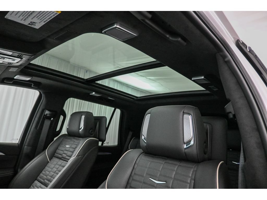 New 2025 Cadillac Escalade Sport Platinum w/ LPO, ONYX Package AWD/4WD image 25