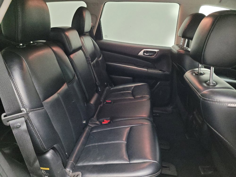 Used 2017 Nissan Pathfinder SL AWD/4WD image 19