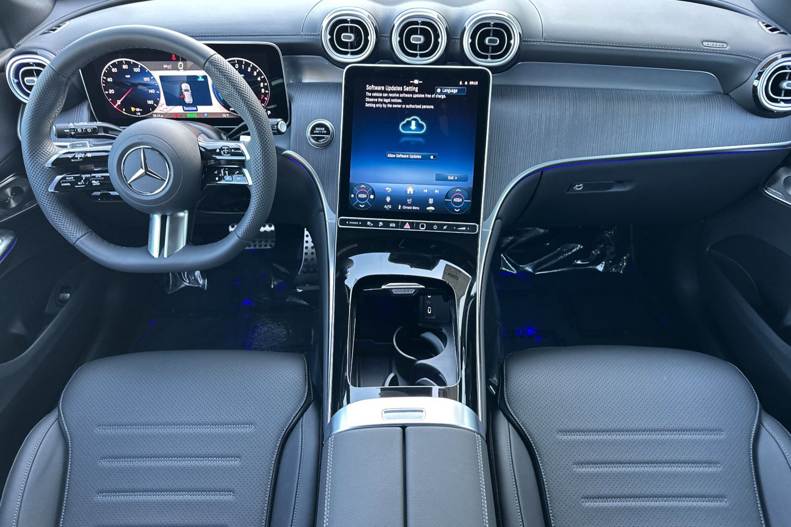 New 2026 Mercedes-Benz GLC 350e 4MATIC image 13