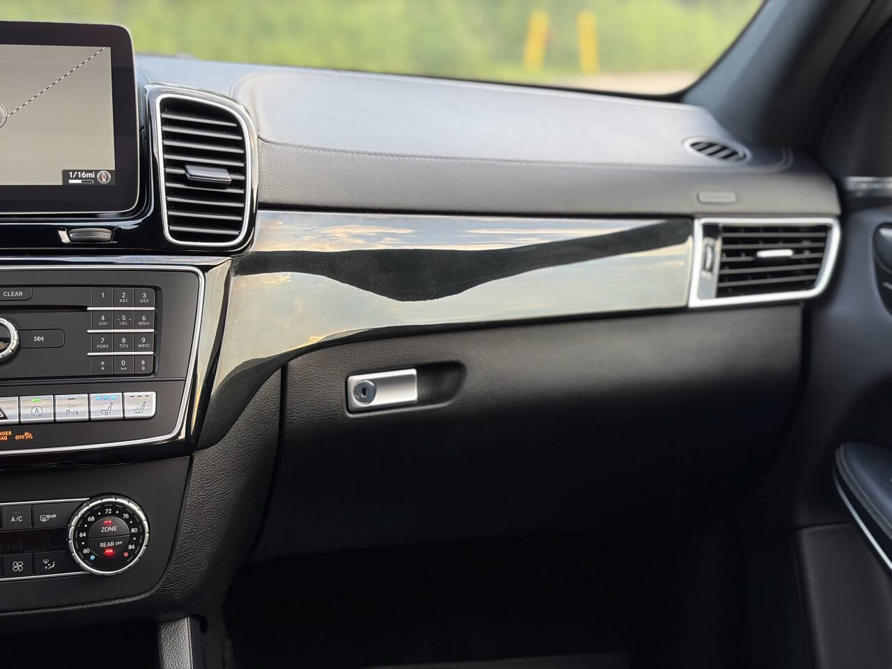 Used 2019 Mercedes-Benz GLS 550 4MATIC w/ Driver Assistance Package image 33