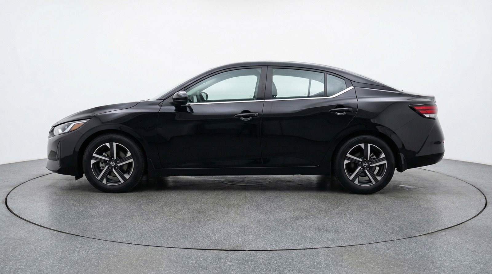 Used 2025 Nissan Sentra SV FWD image 5