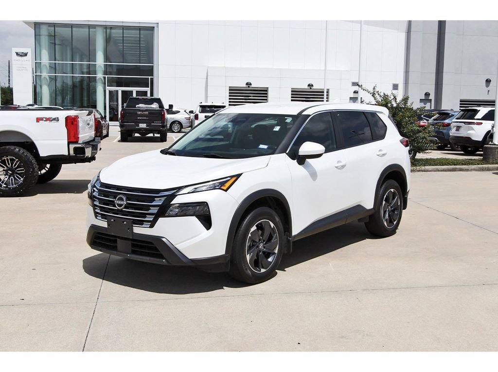 Used 2024 Nissan Rogue SV AWD/4WD image 3