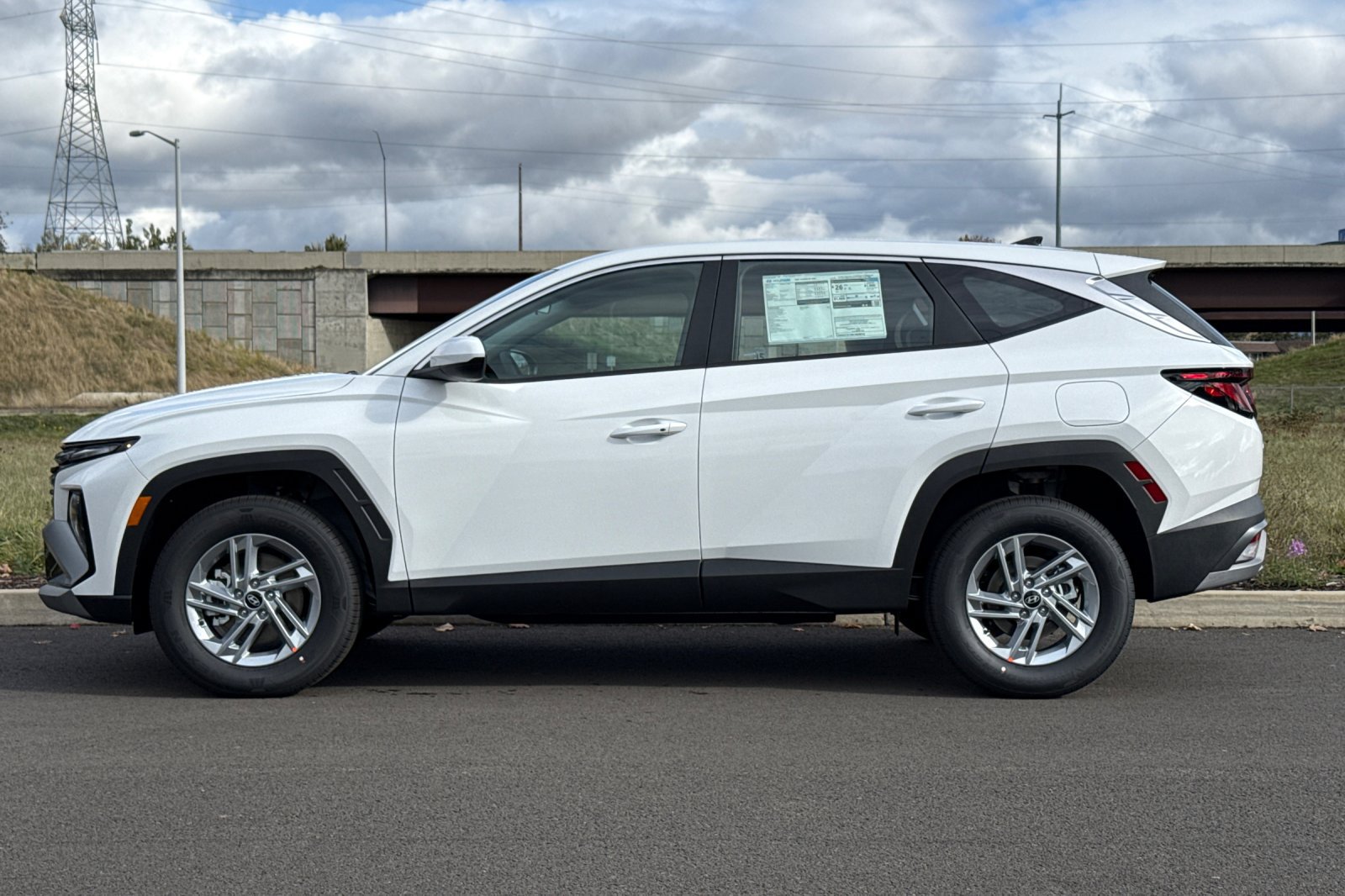 New 2026 Hyundai Tucson SE AWD/4WD image 6