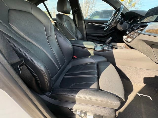 Used 2018 BMW 540i xDrive image 5