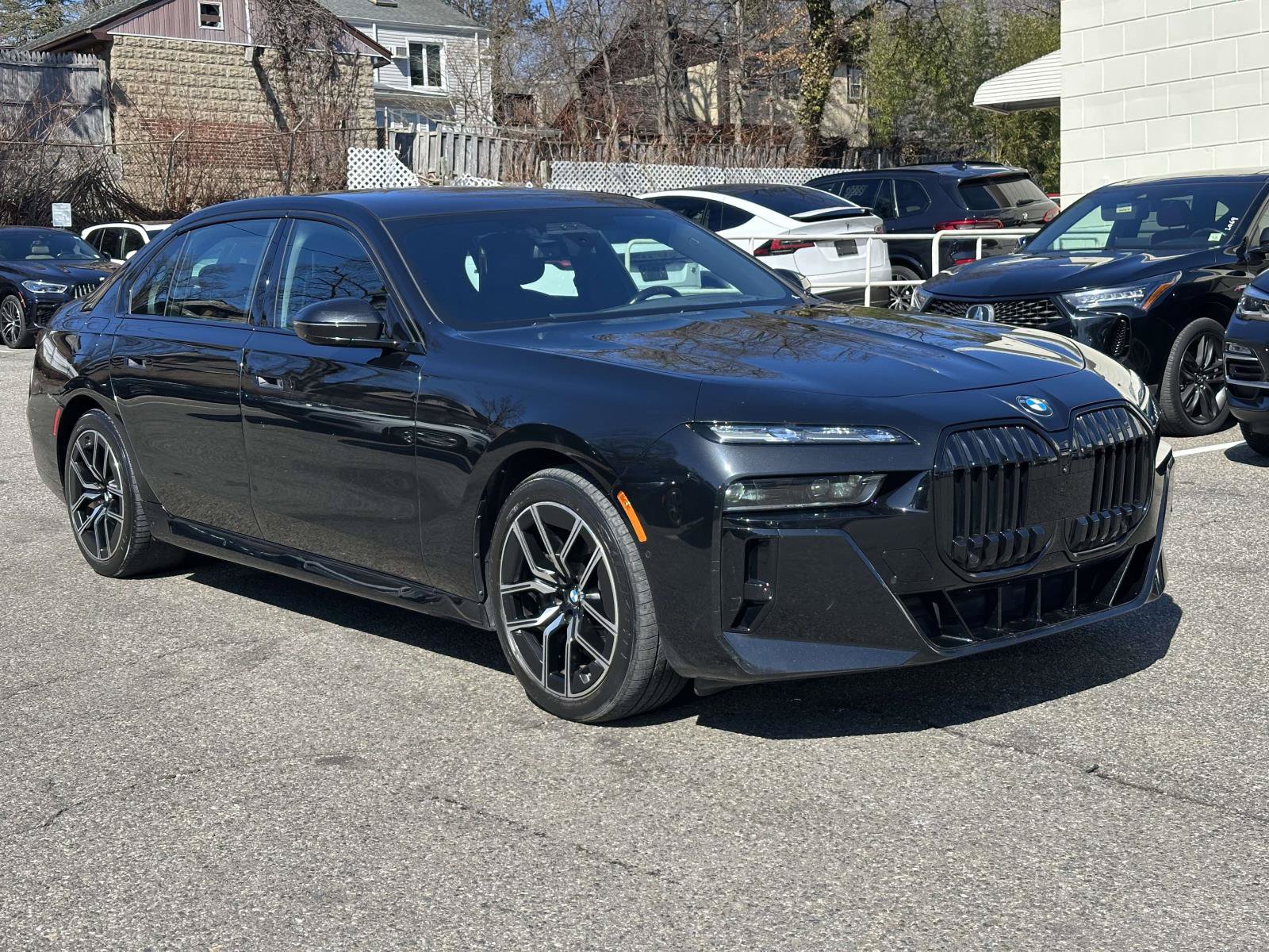 Used 2023 BMW 760i xDrive w/ Executive Package AWD/4WD image 1