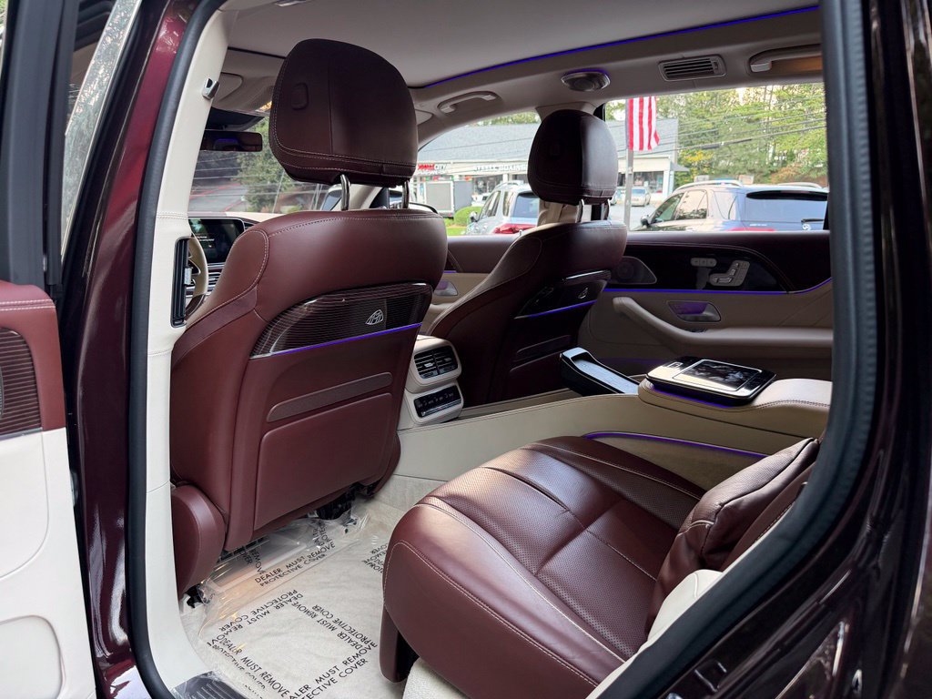 Used 2022 Mercedes-Benz Maybach GLS 600 4MATIC image 30