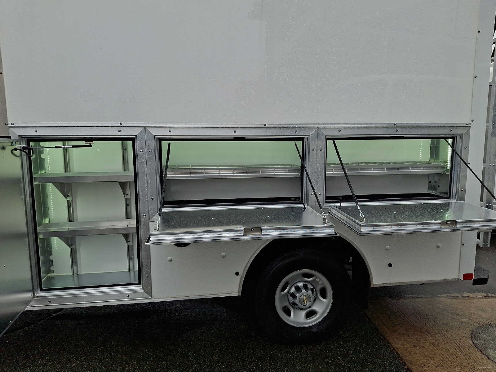 New 2026 Chevrolet Express 3500 w/ Power Convenience Package RWD image 23