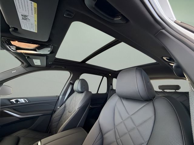 New 2026 BMW X5 xDrive40i w/ Premium Package AWD/4WD image 18