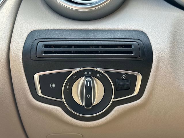 Certified 2022 Mercedes-Benz GLC 300 4MATIC image 25