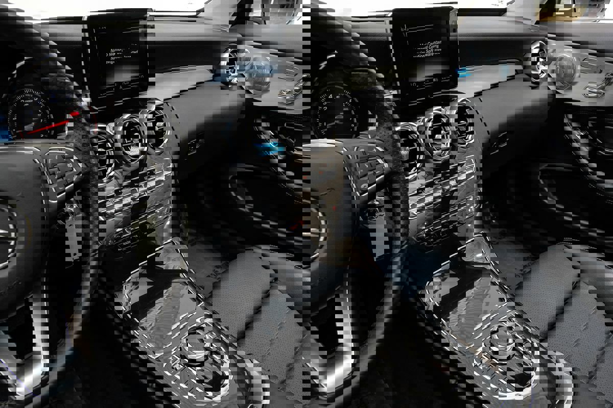 Used 2017 Mercedes-Benz C 300 Coupe w/ Premium 1 Package image 21