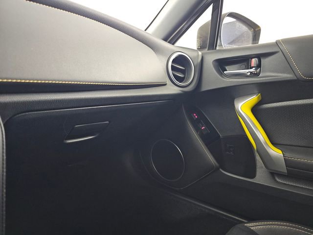 Used 2017 Subaru BRZ Series.Yellow image 34