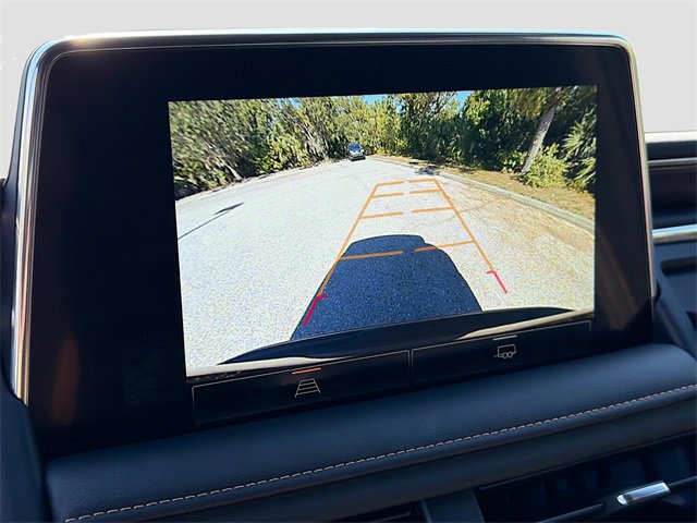 Used 2022 GMC Yukon XL AT4 image 34