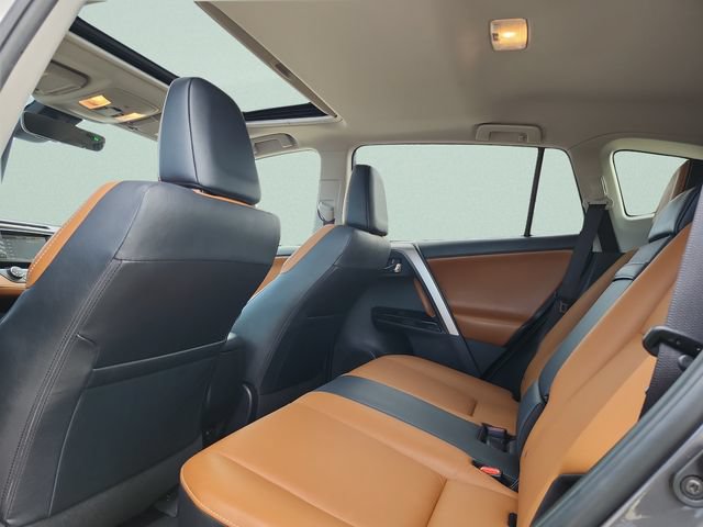 Used 2017 Toyota RAV4 Limited AWD/4WD image 16