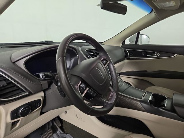 Used 2019 Lincoln Nautilus Reserve image 14