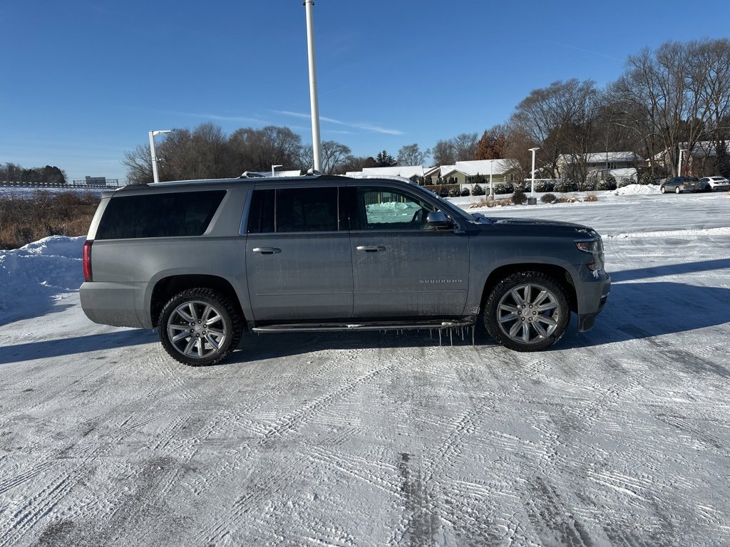 Used 2019 Chevrolet Suburban Premier image 6