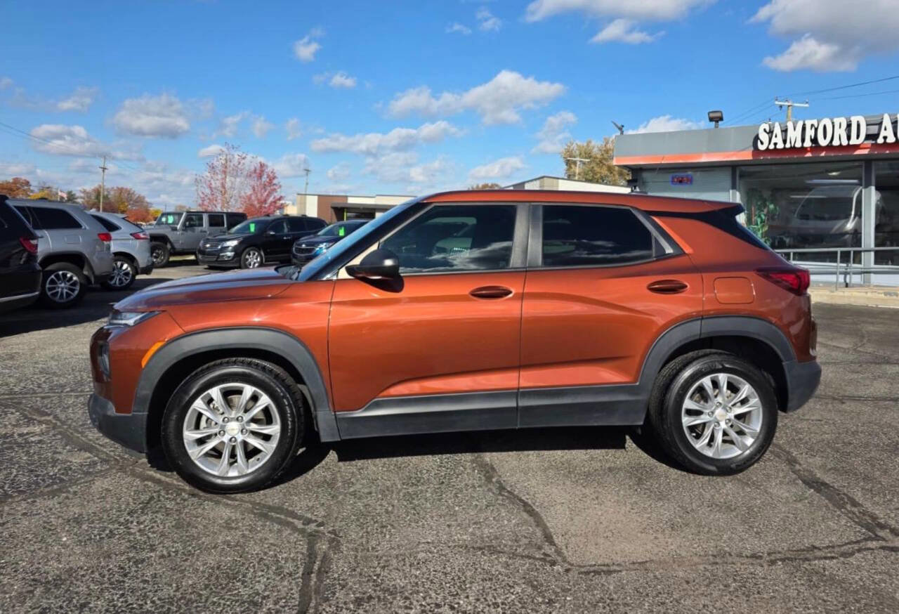 Used 2021 Chevrolet TrailBlazer LS image 2