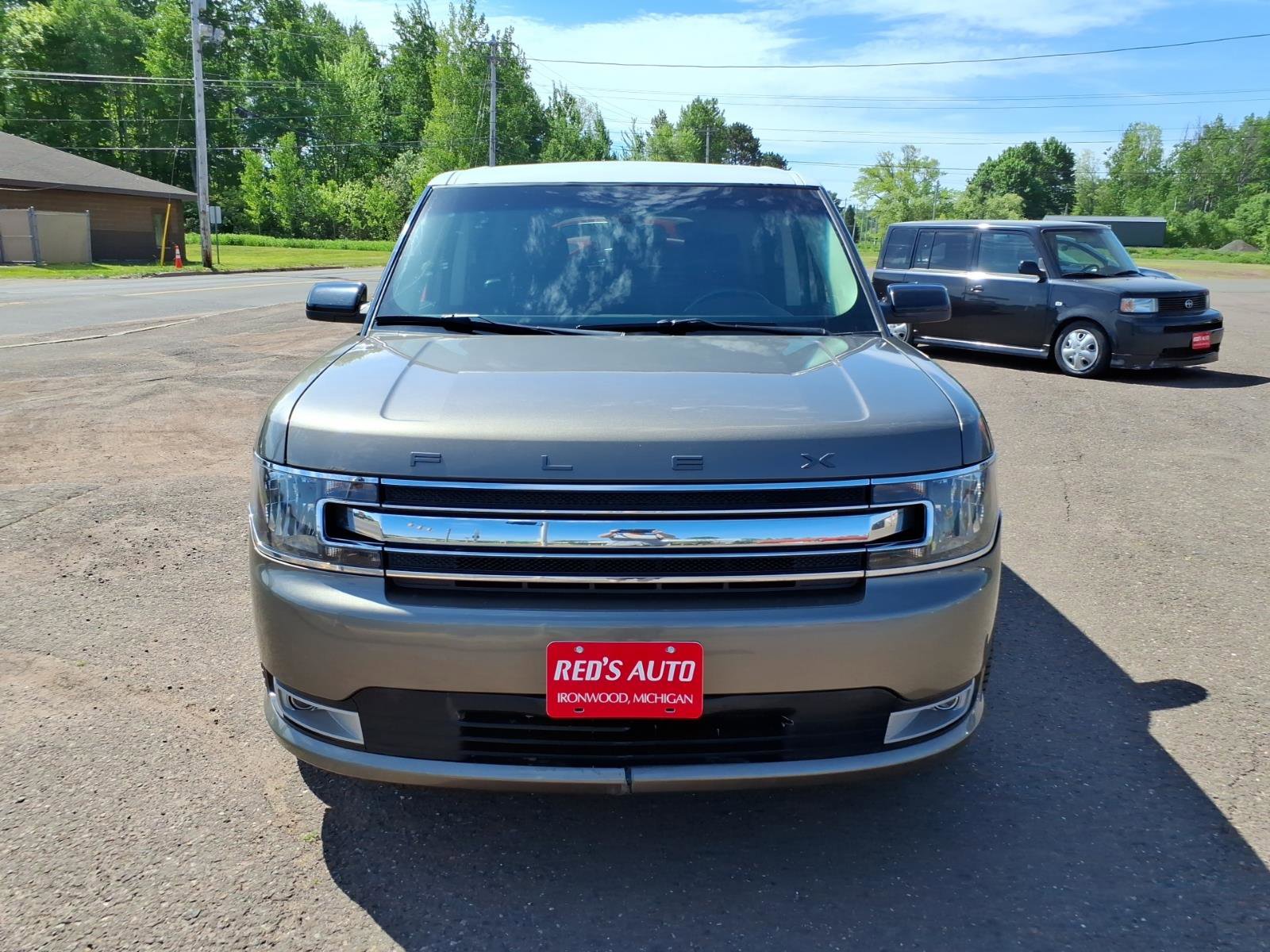 Used 2014 Ford Flex SEL w/ Equipment Group 202A AWD/4WD image 9