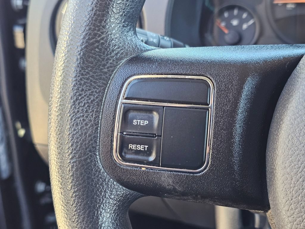 Used 2015 Jeep Patriot Sport w/ Power Value Group AWD/4WD image 30