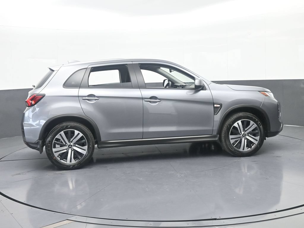 New 2027 Mitsubishi Outlander Sport ES FWD image 7