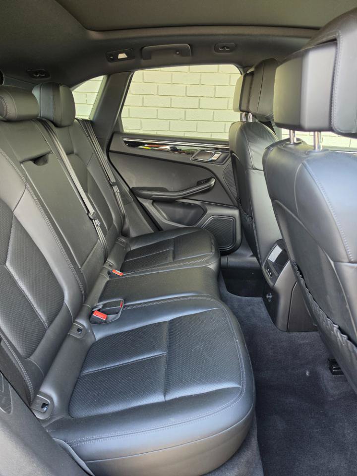 Used 2015 Porsche Macan S AWD/4WD image 13