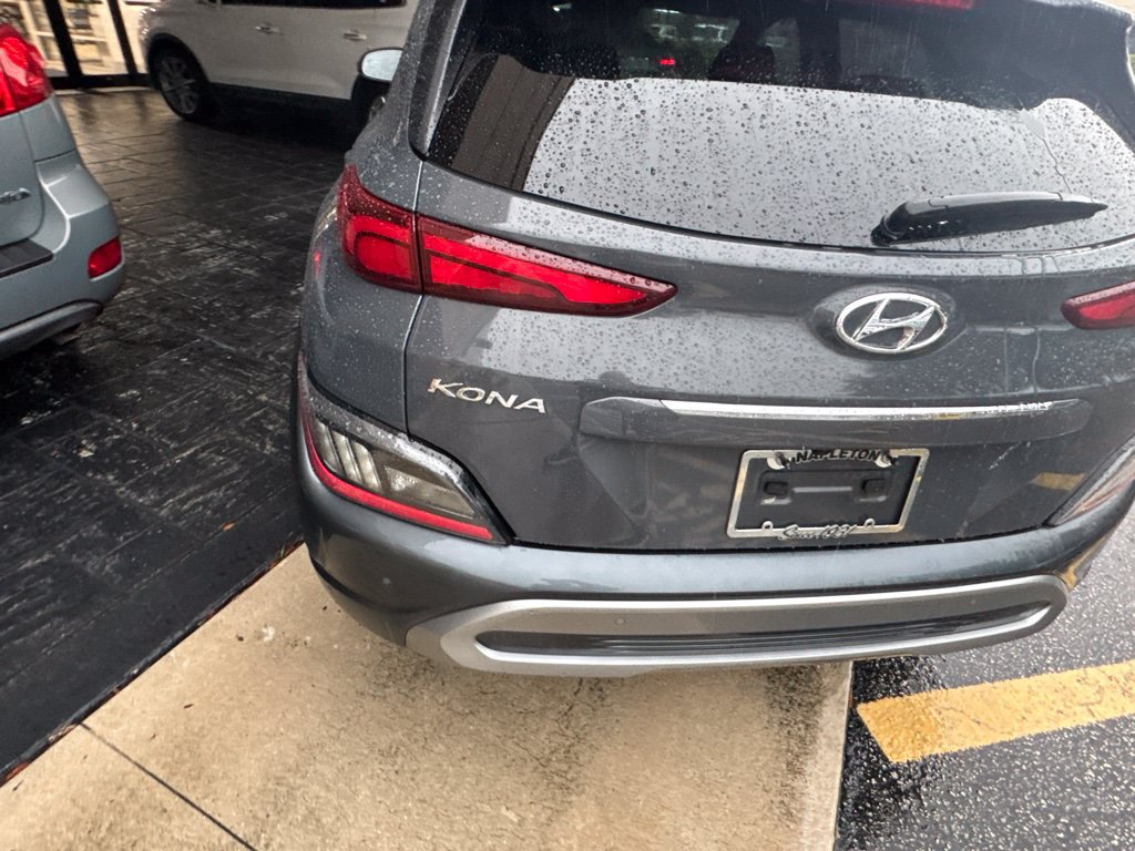 Certified 2023 Hyundai Kona Limited w/ Cargo Package FWD image 8