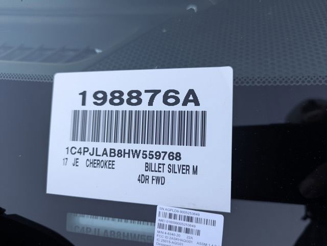 Used 2017 Jeep Cherokee Sport image 33