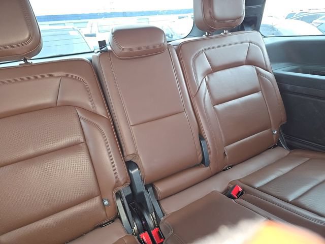 Used 2025 Lincoln Navigator Reserve AWD/4WD image 12
