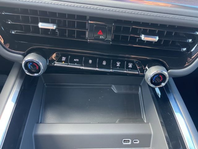 New 2026 Chevrolet Suburban LS image 31