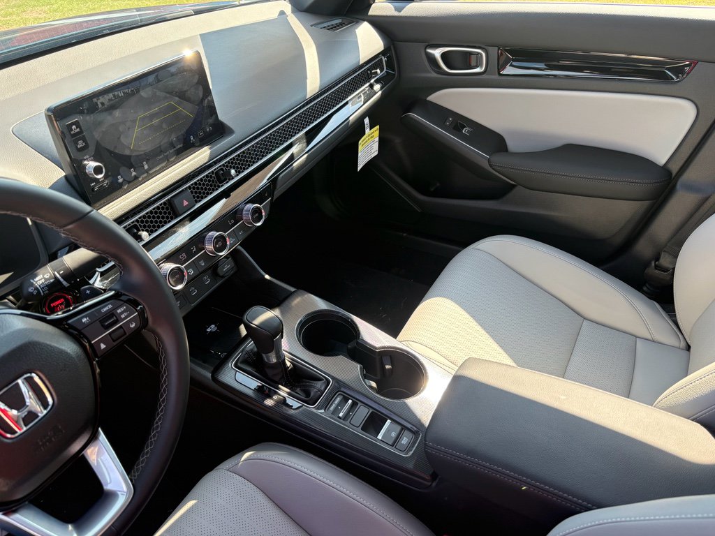 Certified 2025 Honda Civic Sport Touring image 17