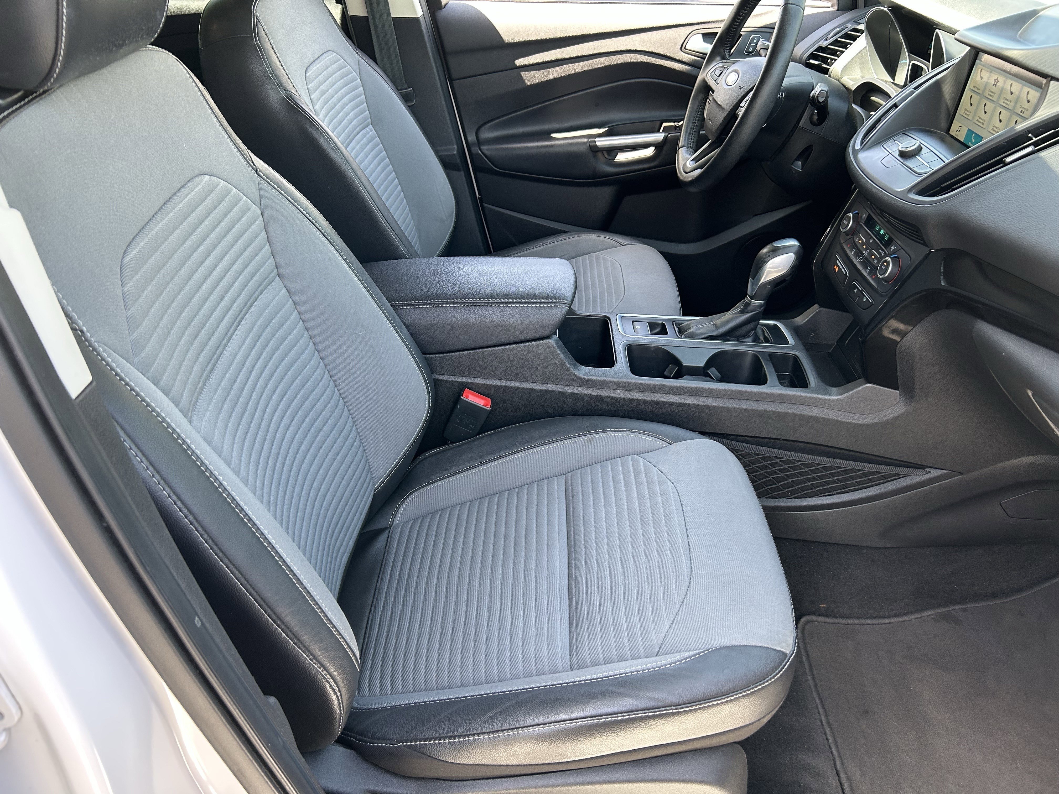 Used 2019 Ford Escape SE AWD/4WD image 9