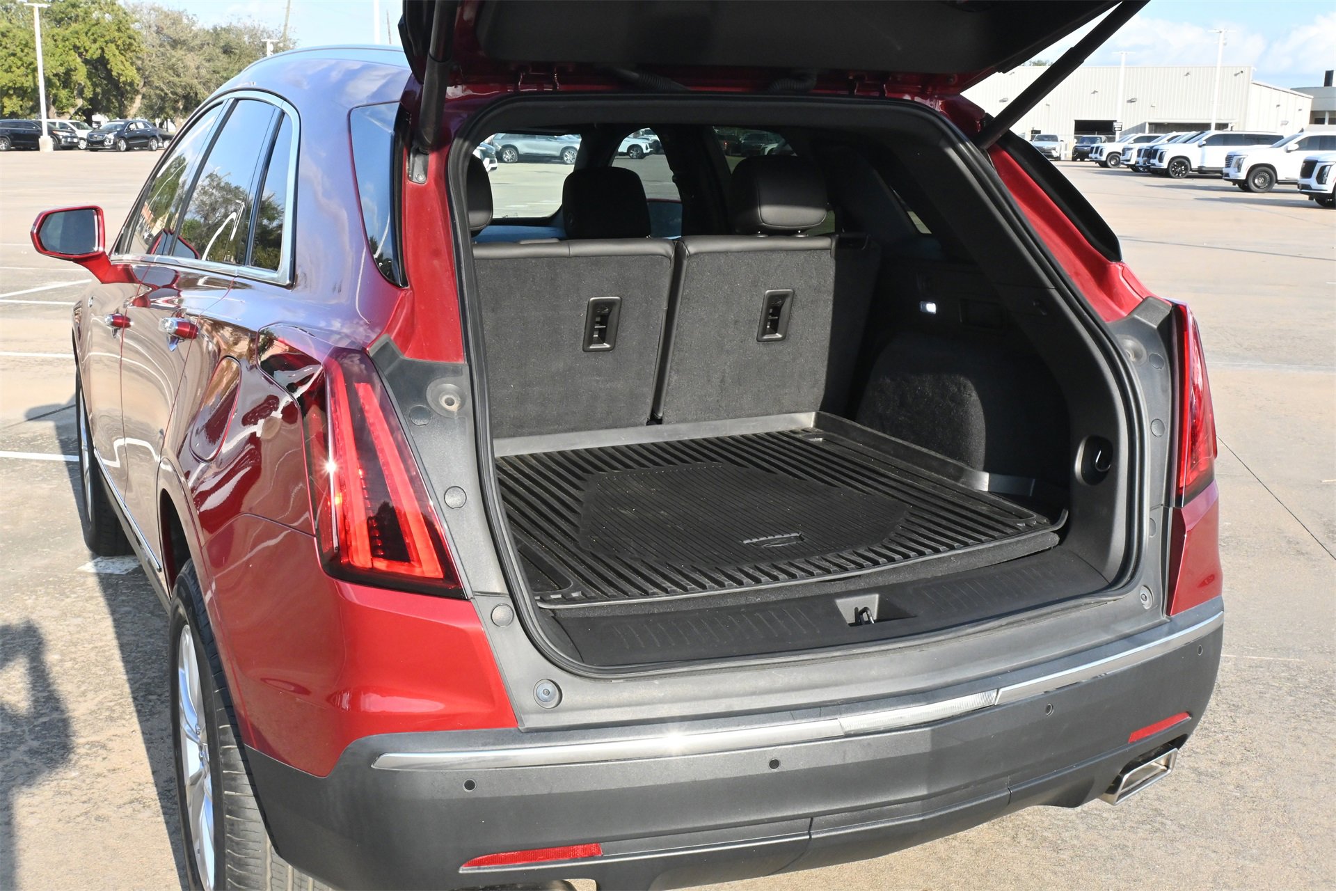 Used 2020 Cadillac XT5 Luxury w/ LPO, Floor Liner Package image 23