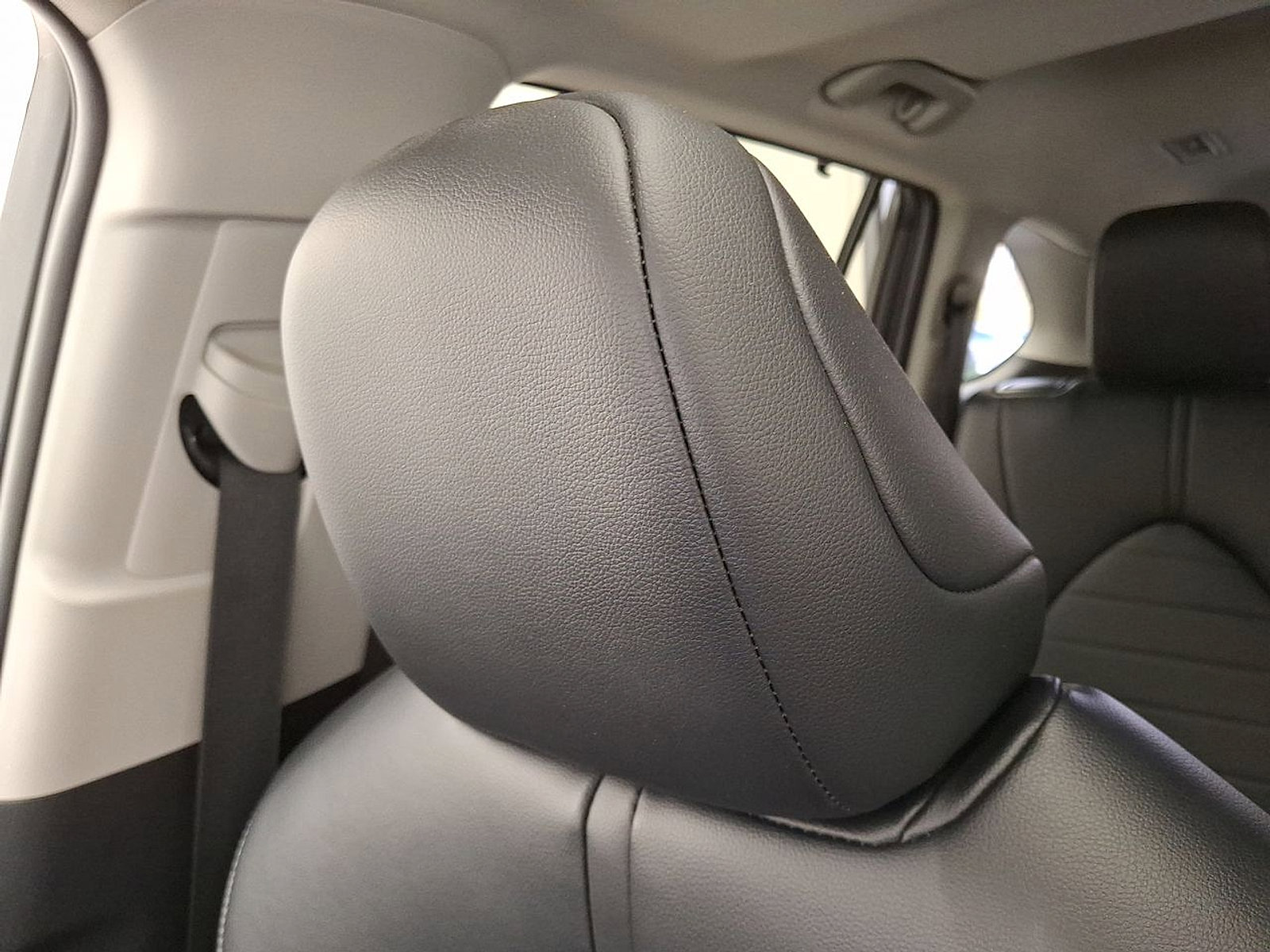 Certified 2024 Toyota Highlander XLE image 21