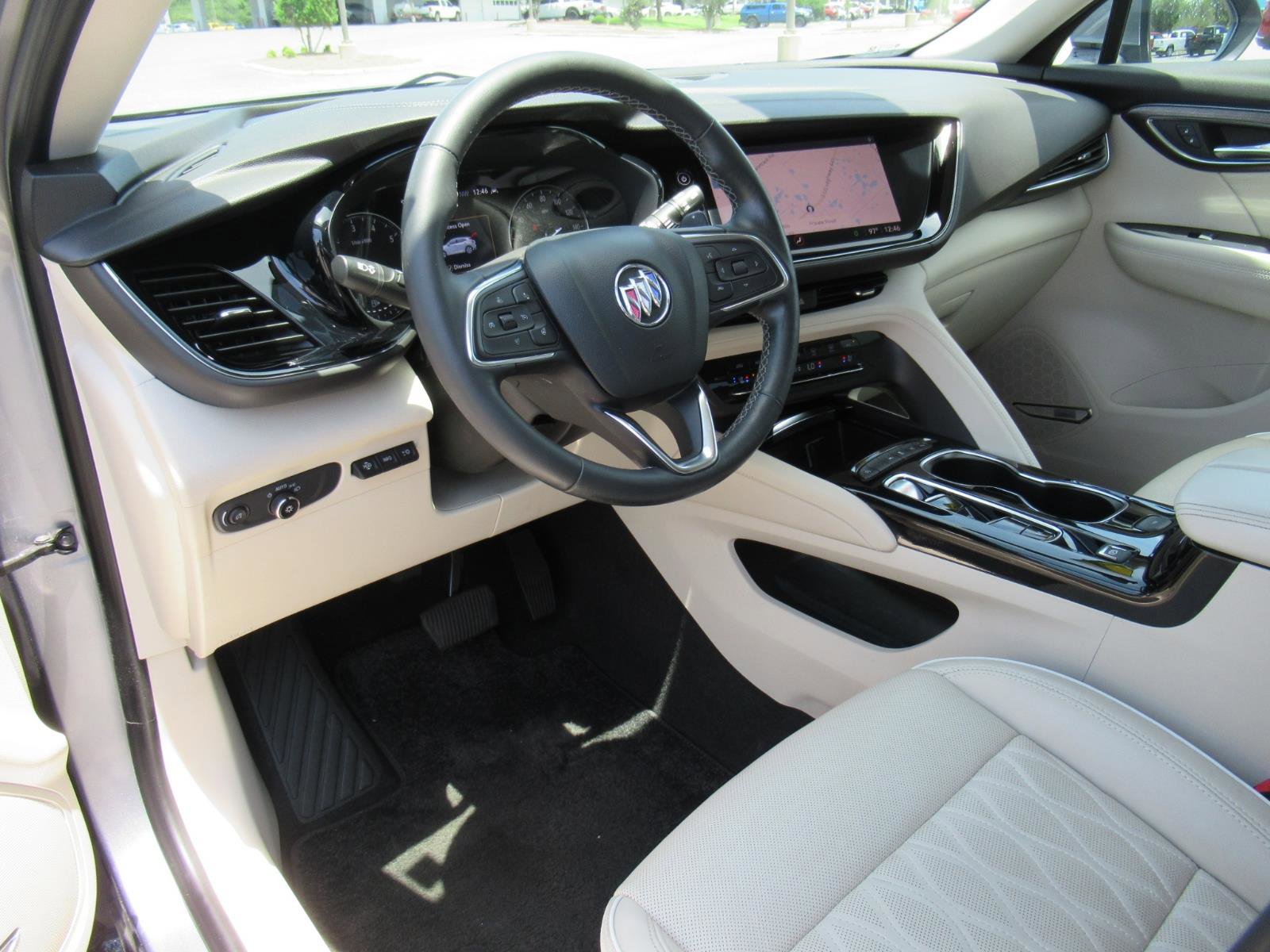 Used 2021 Buick Envision Avenir w/ Technology Package II FWD image 15