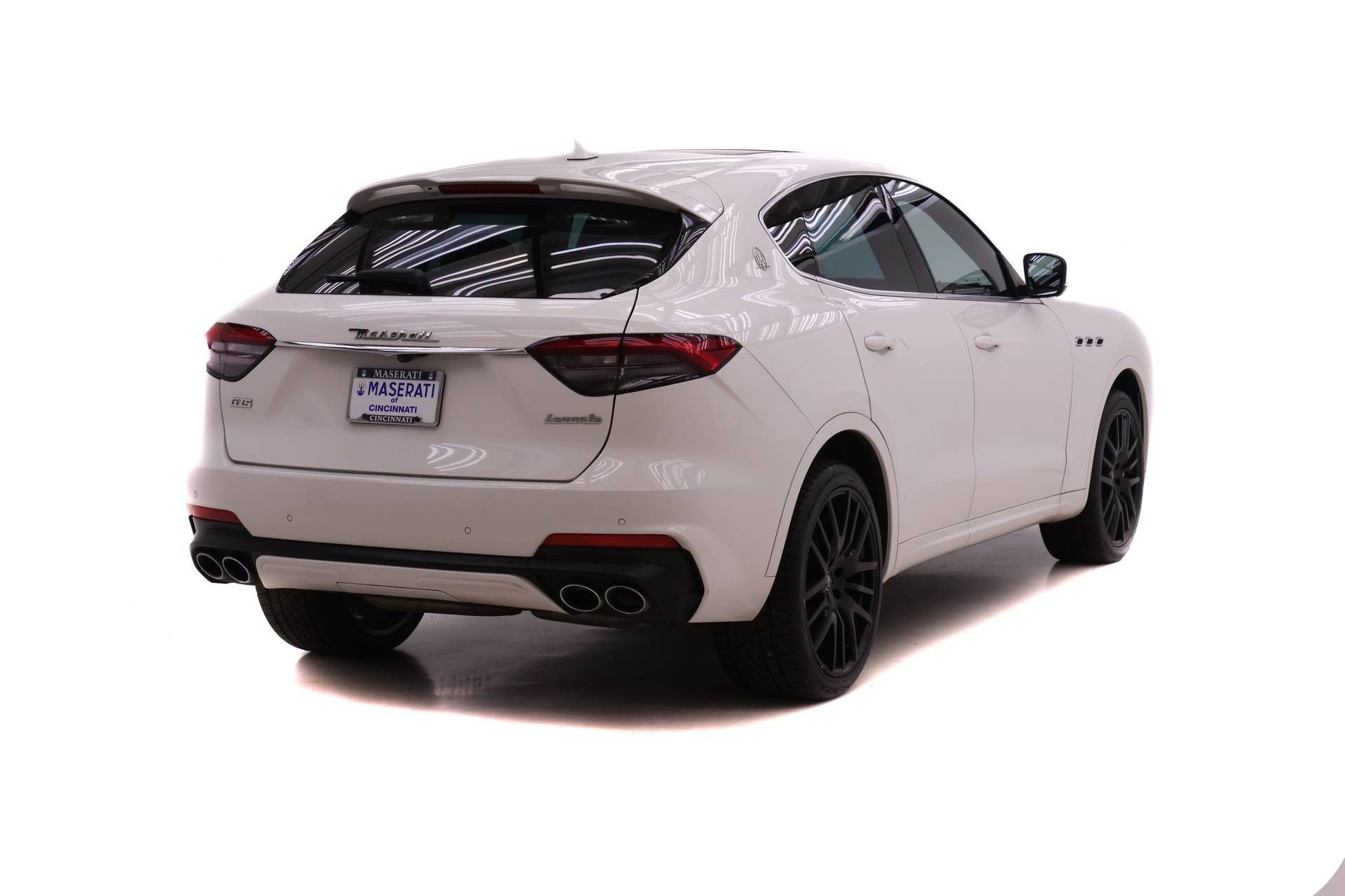 Used 2021 Maserati Levante GTS AWD/4WD image 4