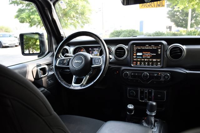 Used 2019 Jeep Wrangler Unlimited Sahara AWD/4WD image 25