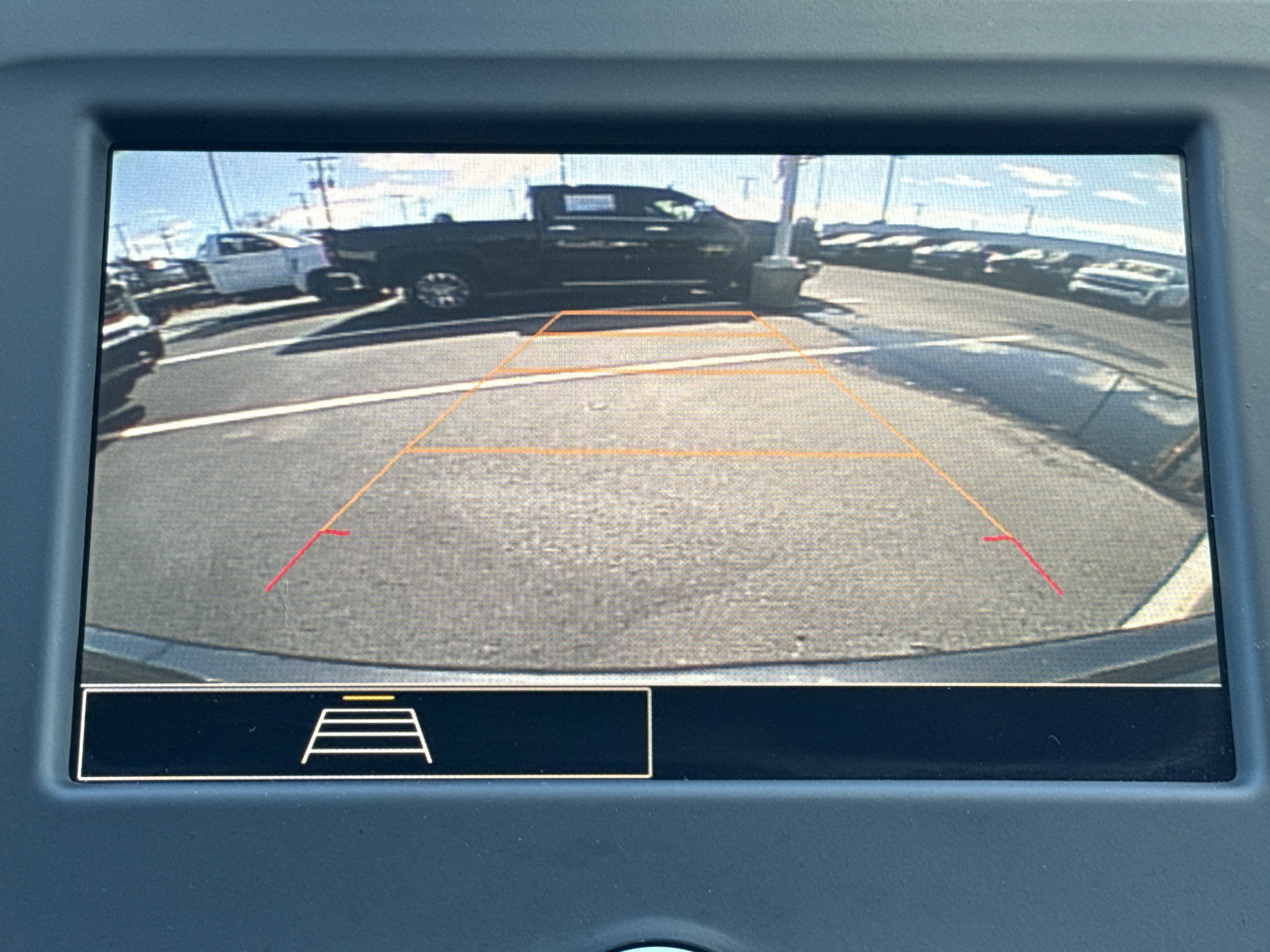 Used 2023 Chevrolet Equinox LT image 24