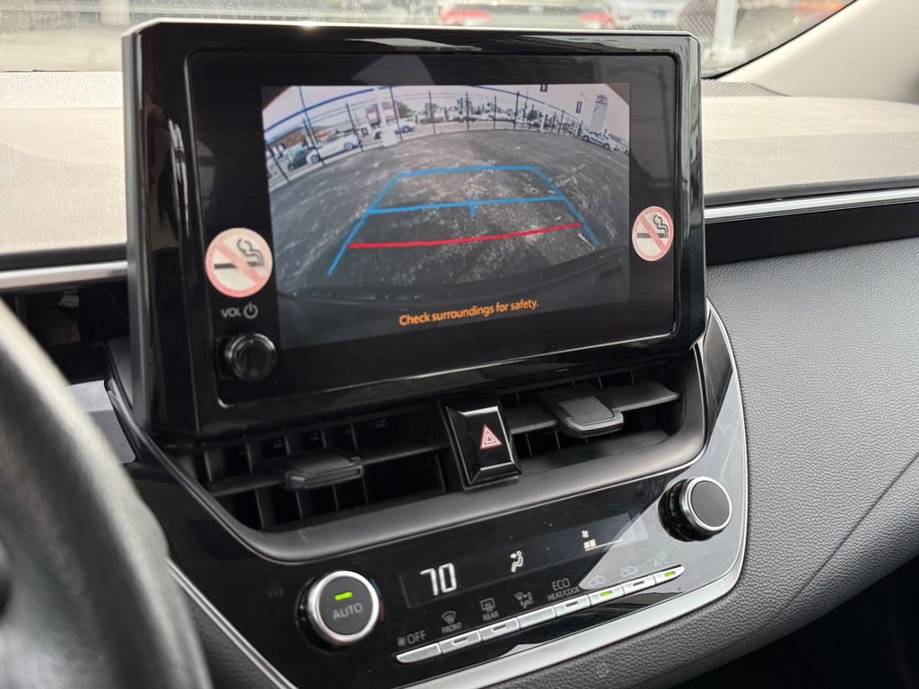 Used 2024 Toyota Corolla LE FWD image 33