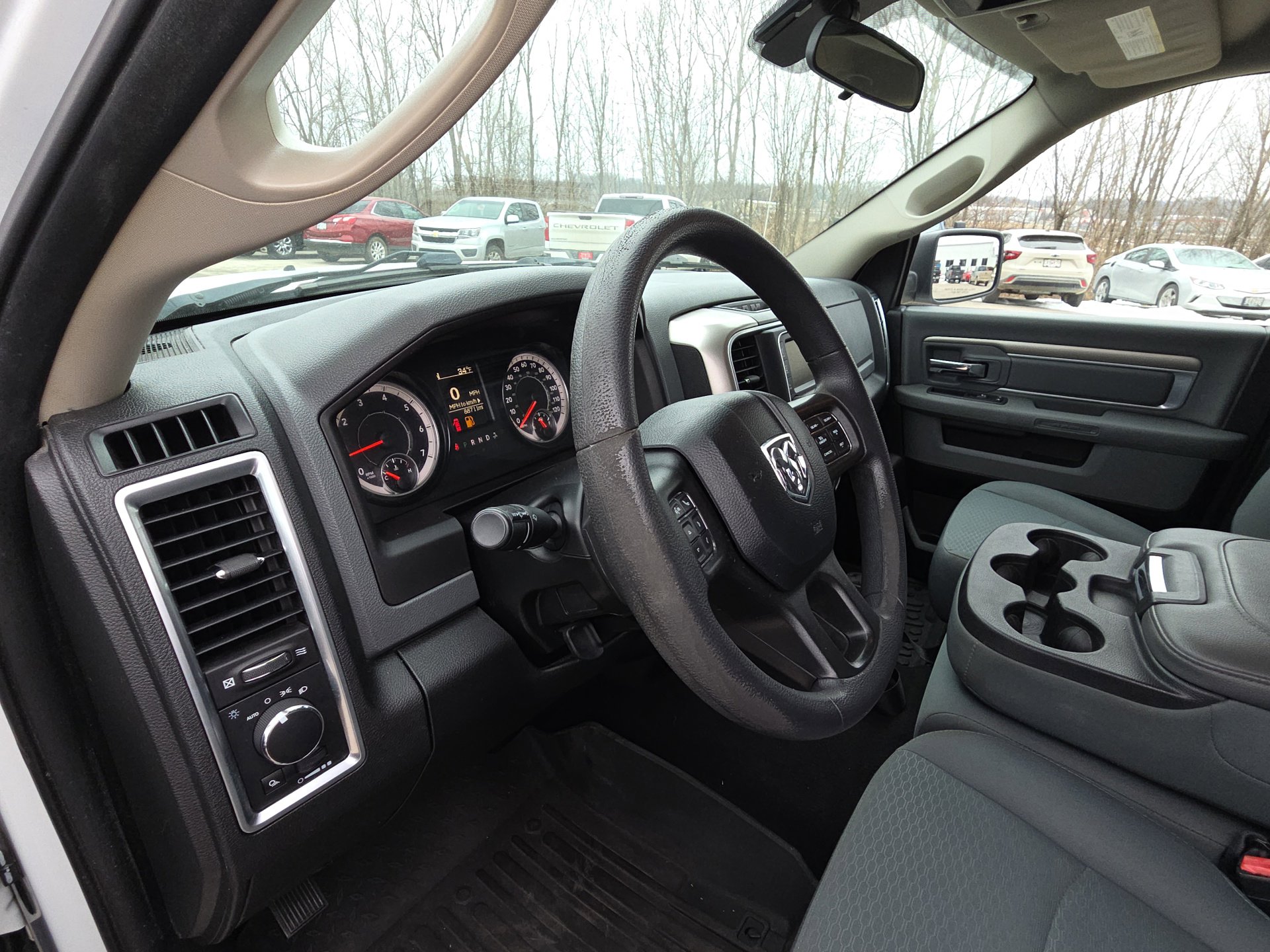 Used 2018 RAM 1500 Classic SLT image 15