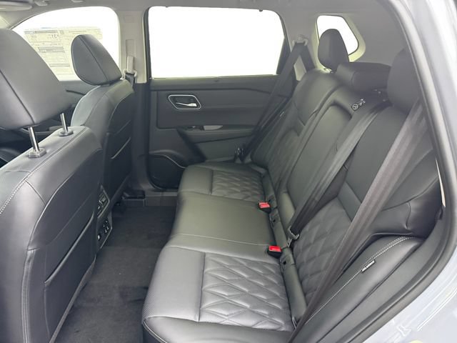 New 2026 Nissan Rogue Platinum w/ Platinum Premium Package AWD/4WD image 10
