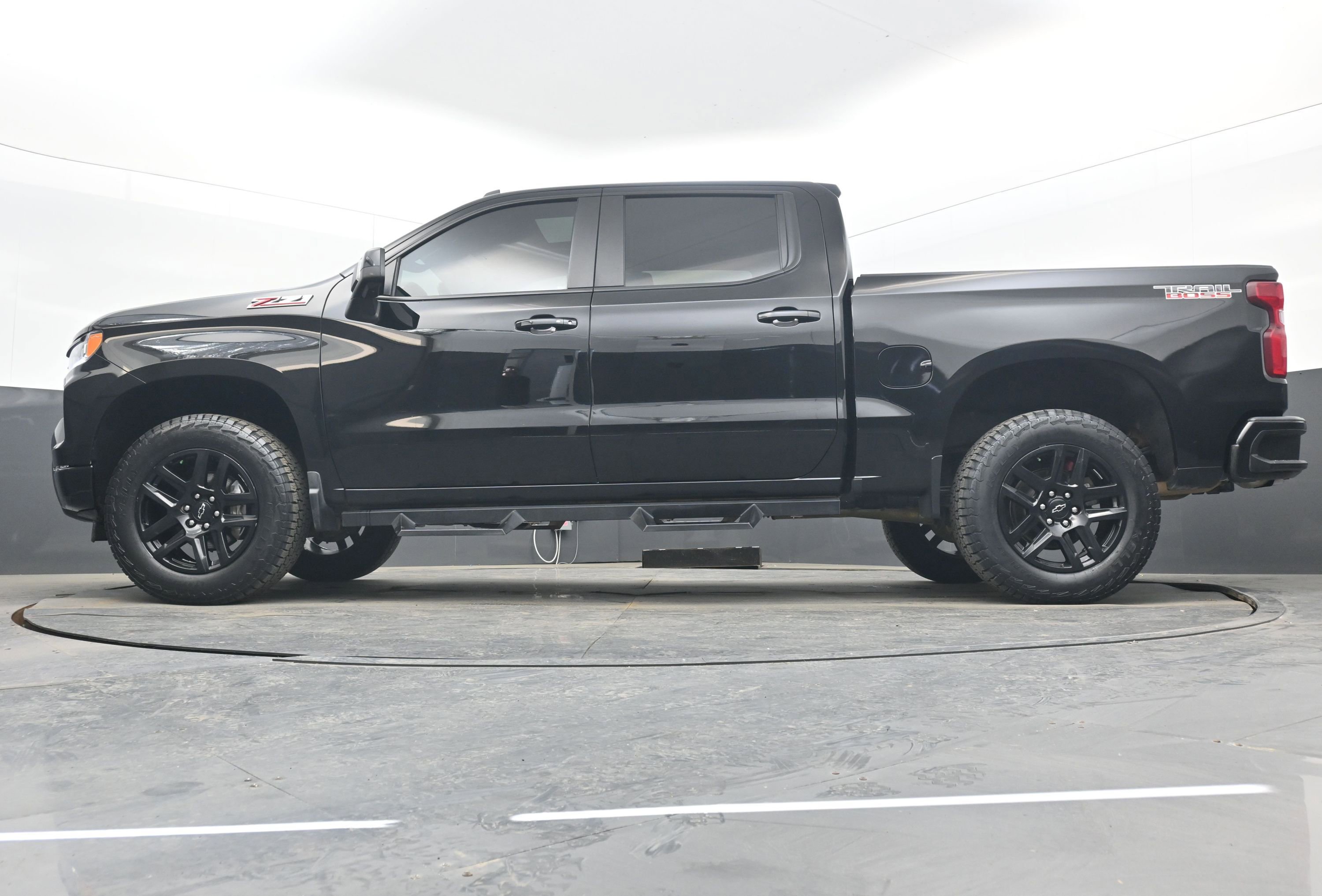 Certified 2023 Chevrolet Silverado 1500 LT Trail Boss w/ LT Trail Boss Premium Package image 26