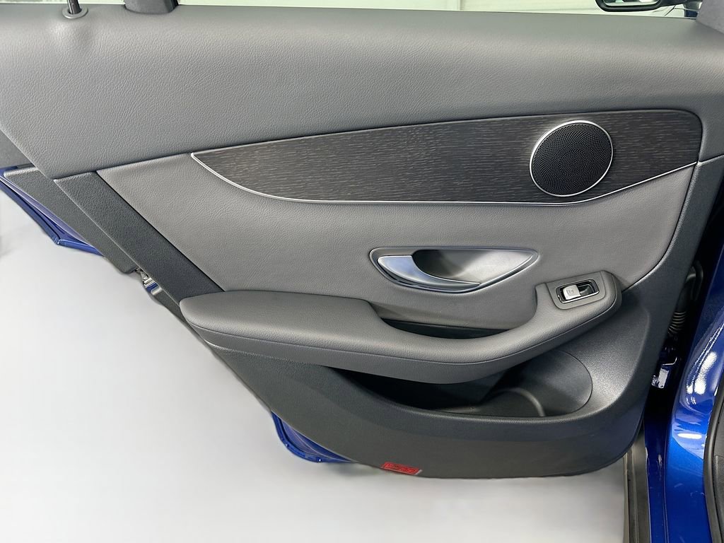 Used 2022 Mercedes-Benz GLC 300 image 24