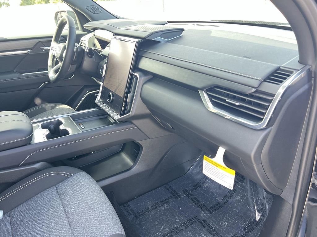 New 2026 GMC Acadia Elevation image 30