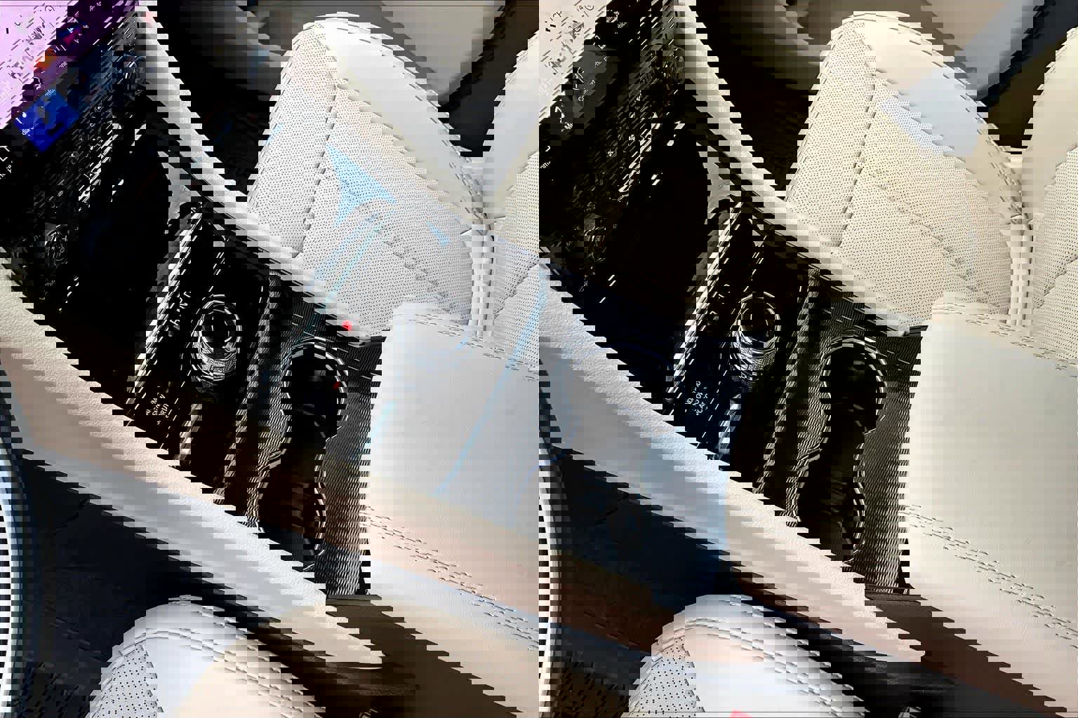 New 2025 Jeep Grand Cherokee L Limited w/ Luxury Tech Group II image 17