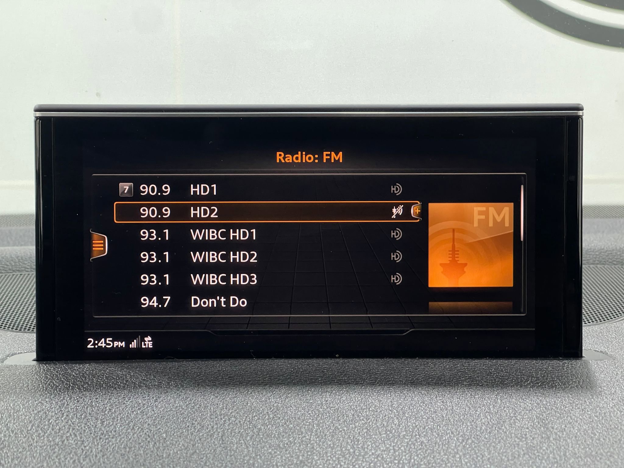 Used 2018 Audi Q7 3.0T Premium Plus w/ Premium Plus Package image 24