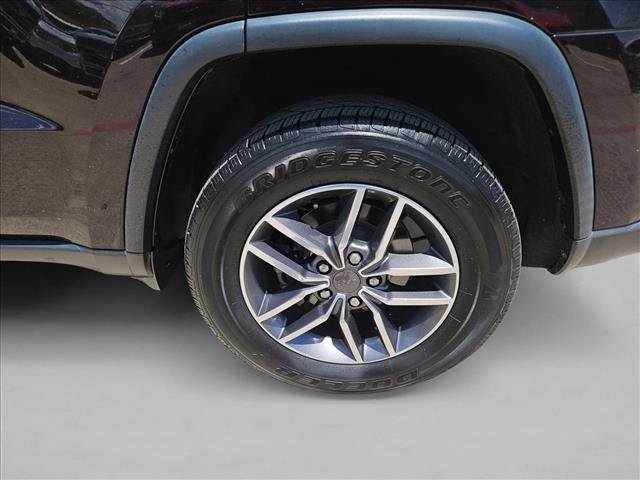 Used 2019 Jeep Grand Cherokee Limited RWD image 9