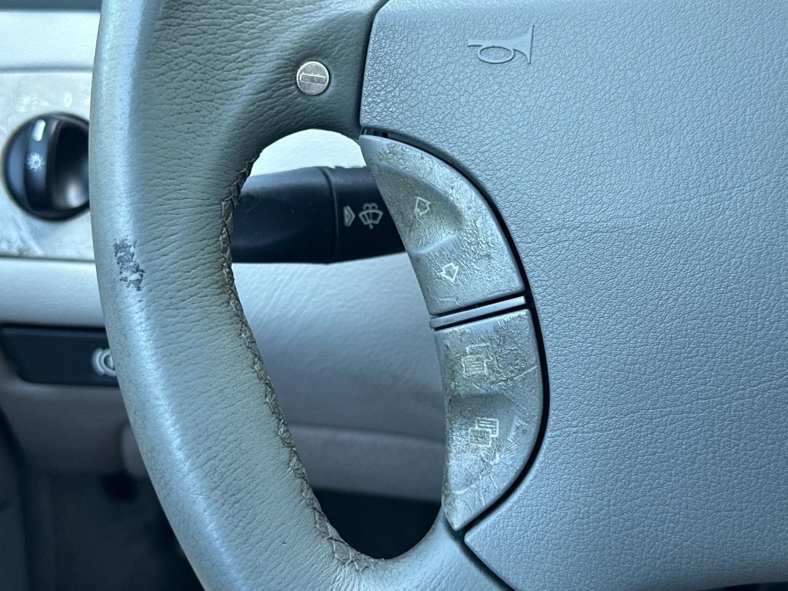 Used 2004 Mercedes-Benz CL 55 AMG image 23