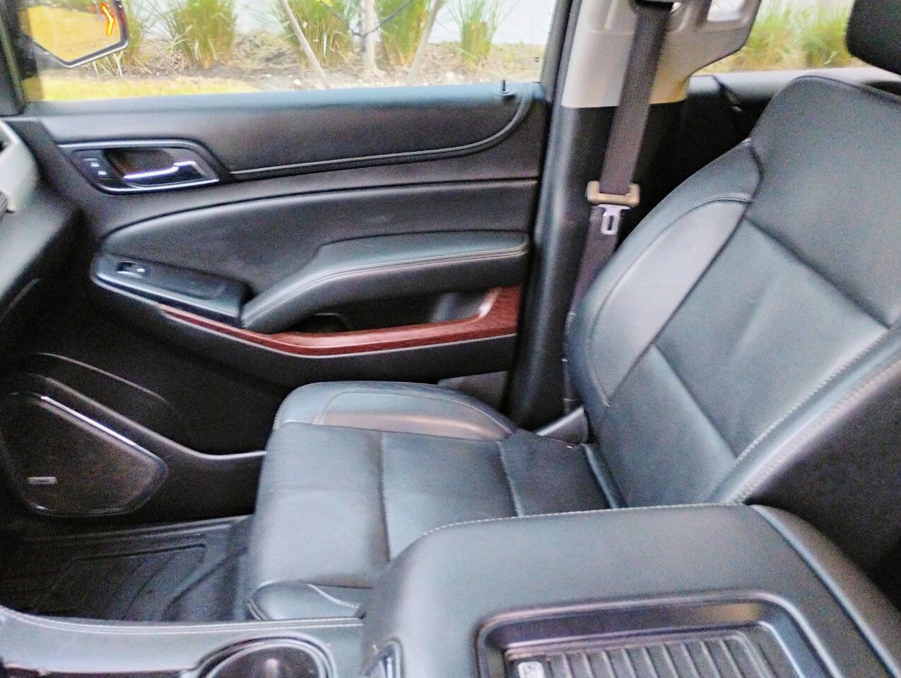 Used 2016 GMC Yukon SLT AWD/4WD image 12